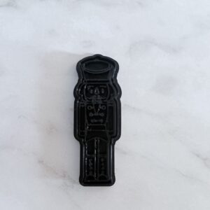 Dziadek do Orzechów z Tłoczeniem (7,5 cm, 9,5 cm, 11,5 cm)